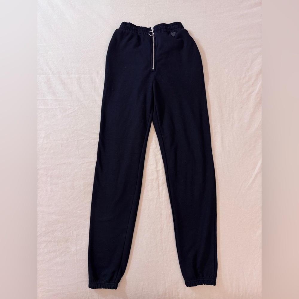 Cute Booty Lounge - Basic Jogger Booty Sweatpant - Zip Up Design - Small - Black